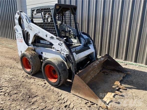 Bobcat S175 Krautuvai su šoniniu pasukimu