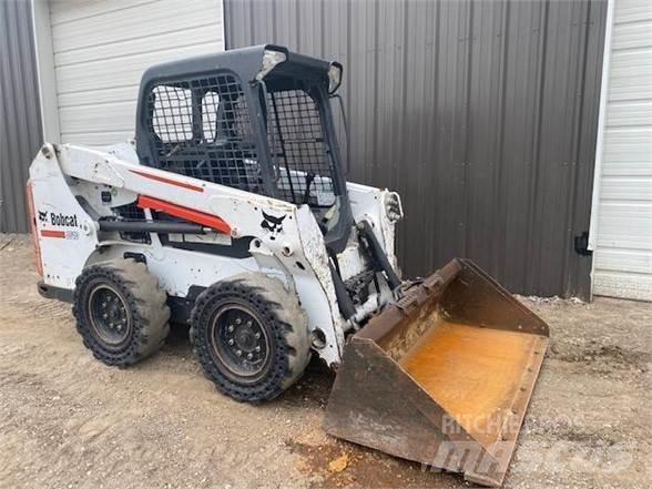 Bobcat S510 Krautuvai su šoniniu pasukimu