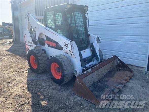 Bobcat S650 Krautuvai su šoniniu pasukimu