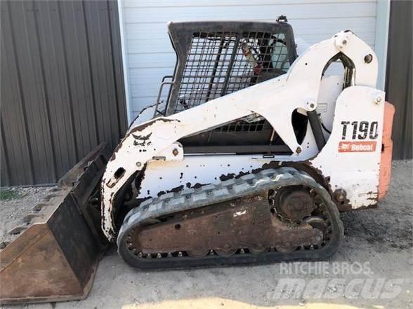 Bobcat T190 Krautuvai su šoniniu pasukimu