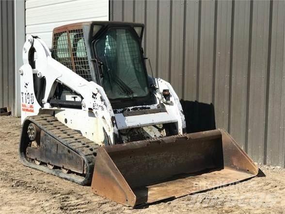 Bobcat T190 Krautuvai su šoniniu pasukimu