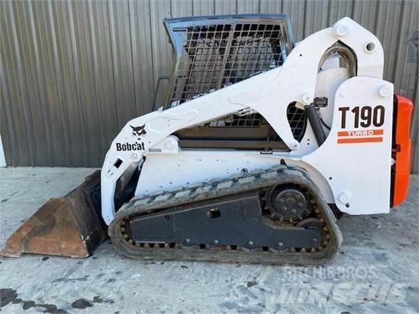 Bobcat T190 Krautuvai su šoniniu pasukimu