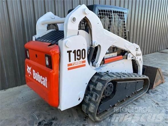 Bobcat T190 Krautuvai su šoniniu pasukimu