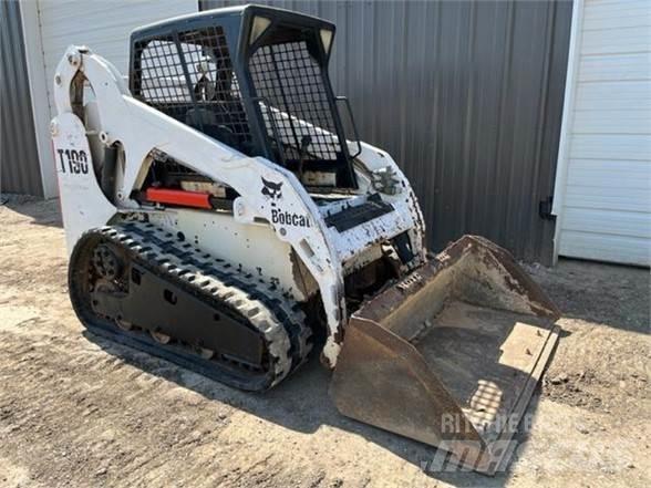 Bobcat T190 Krautuvai su šoniniu pasukimu