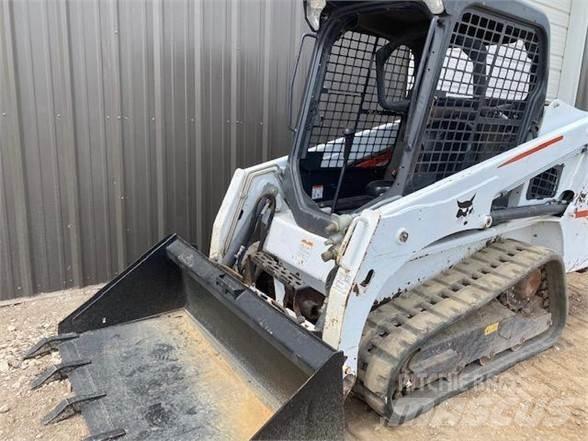 Bobcat T450 Krautuvai su šoniniu pasukimu