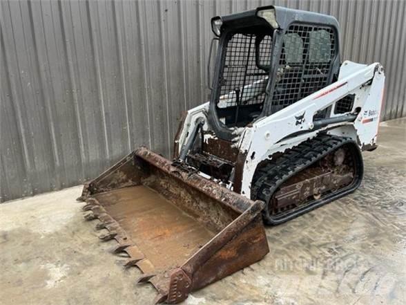 Bobcat T450 Krautuvai su šoniniu pasukimu