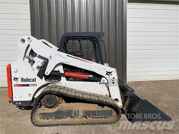 Bobcat T650 Krautuvai su šoniniu pasukimu