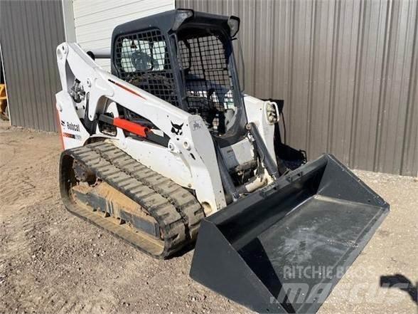 Bobcat T650 Krautuvai su šoniniu pasukimu