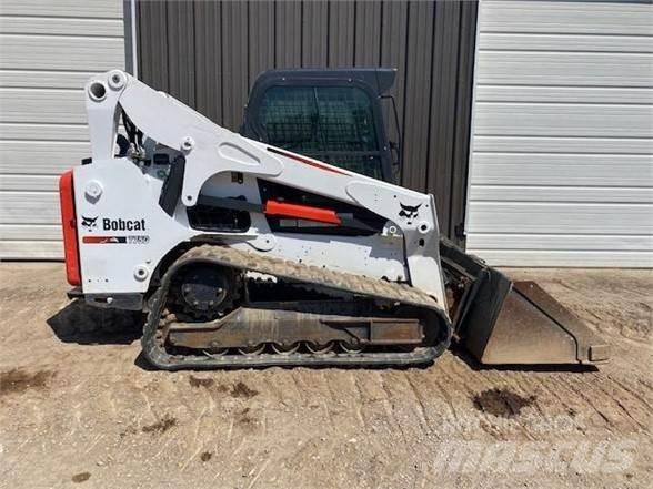 Bobcat T750 Krautuvai su šoniniu pasukimu