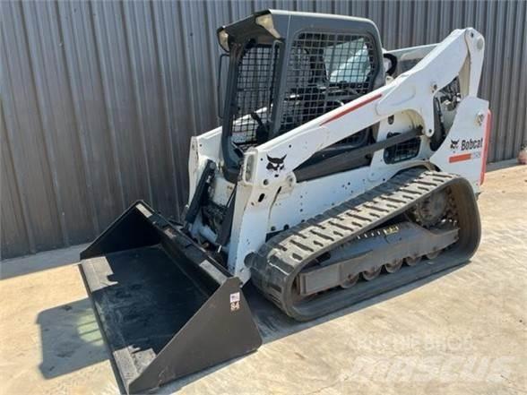 Bobcat T750 Krautuvai su šoniniu pasukimu