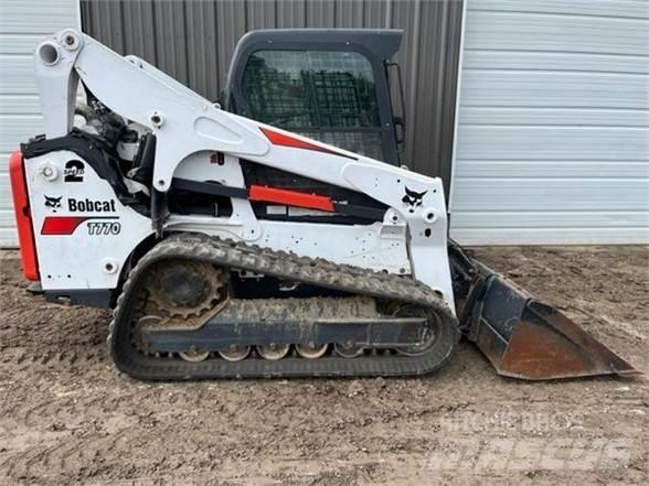 Bobcat T770 Krautuvai su šoniniu pasukimu