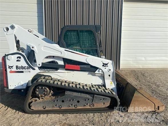 Bobcat T870 Krautuvai su šoniniu pasukimu