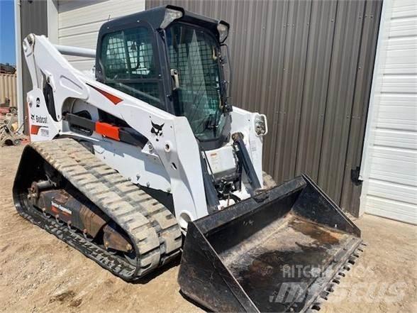 Bobcat T870 Krautuvai su šoniniu pasukimu
