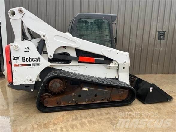 Bobcat T870 Krautuvai su šoniniu pasukimu