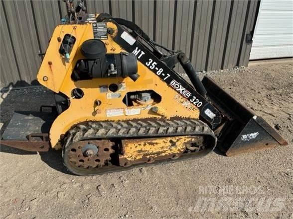 Boxer 320 Krautuvai su šoniniu pasukimu