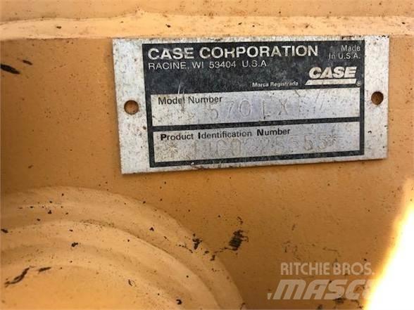 CASE 570L XT Naudoti ratiniai krautuvai