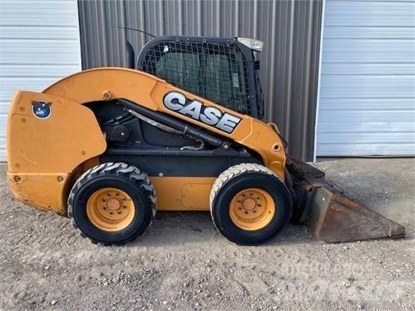 CASE SV250 Krautuvai su šoniniu pasukimu
