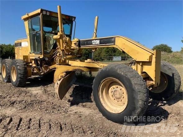 CAT 120H Greideriai