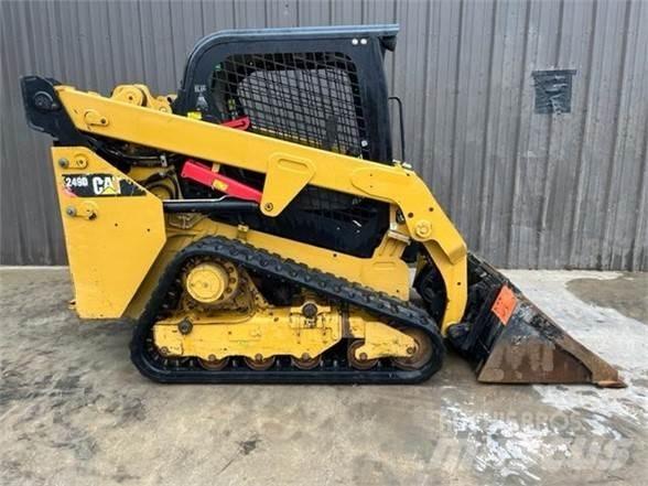 CAT 249D Krautuvai su šoniniu pasukimu