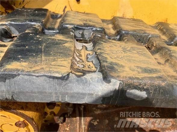 CAT 259D Krautuvai su šoniniu pasukimu