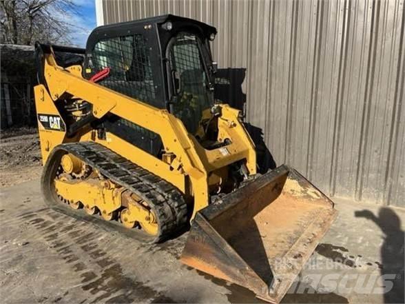 CAT 259D Krautuvai su šoniniu pasukimu
