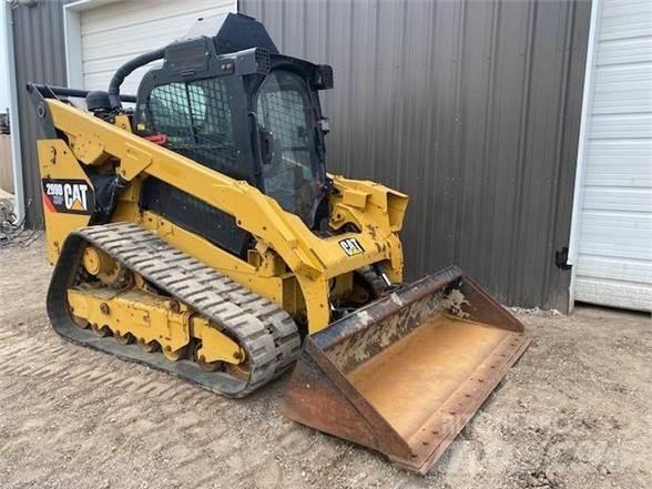 CAT 299D2 XHP Krautuvai su šoniniu pasukimu