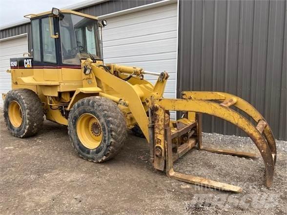 CAT 924F Naudoti ratiniai krautuvai