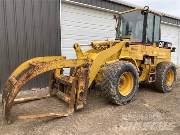 CAT 924F Naudoti ratiniai krautuvai