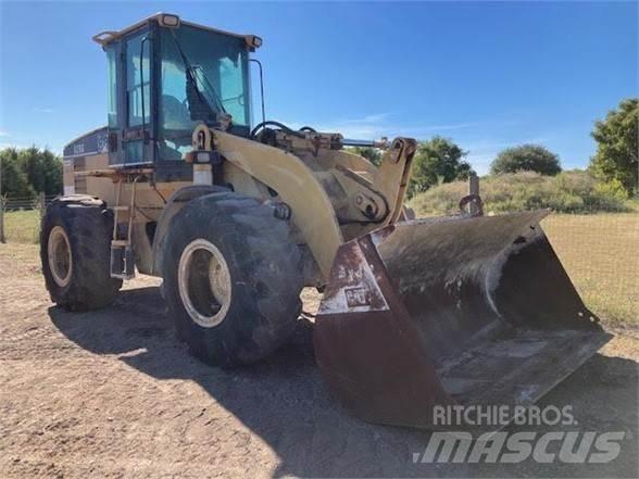 CAT 928G Naudoti ratiniai krautuvai