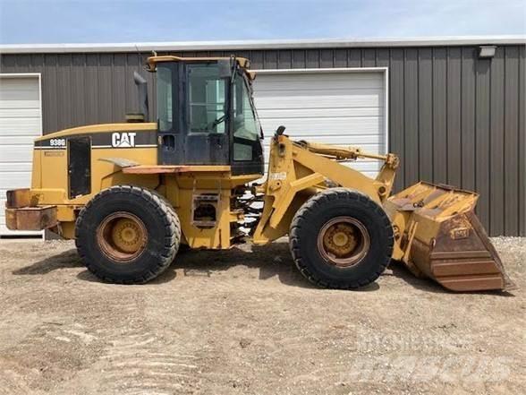 CAT 938G Naudoti ratiniai krautuvai