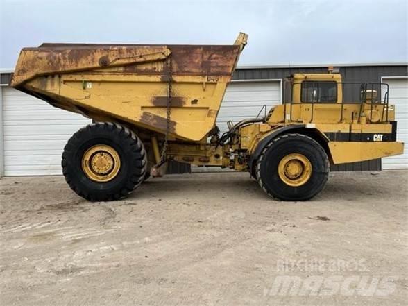 CAT D40D Karjeriniai savivarčiai