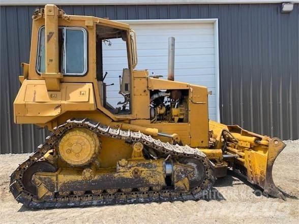 CAT D4H Vikšriniai buldozeriai
