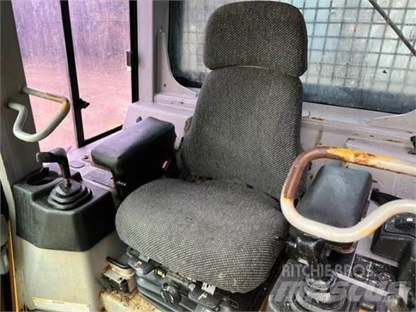 CAT D5G LGP Vikšriniai buldozeriai