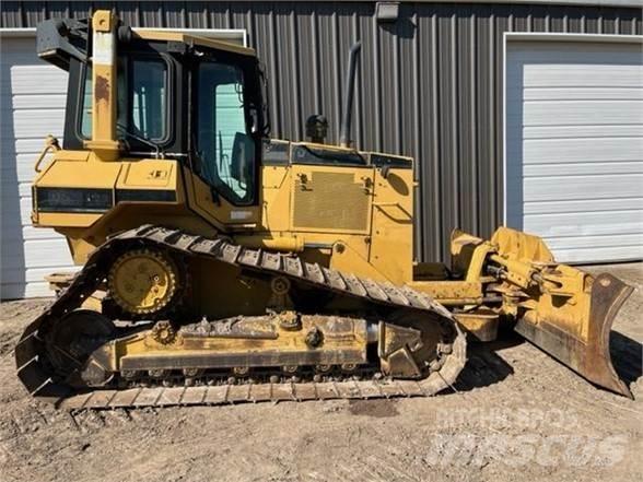 CAT D5M LGP Vikšriniai buldozeriai