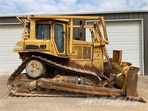 CAT D6H XL Vikšriniai buldozeriai