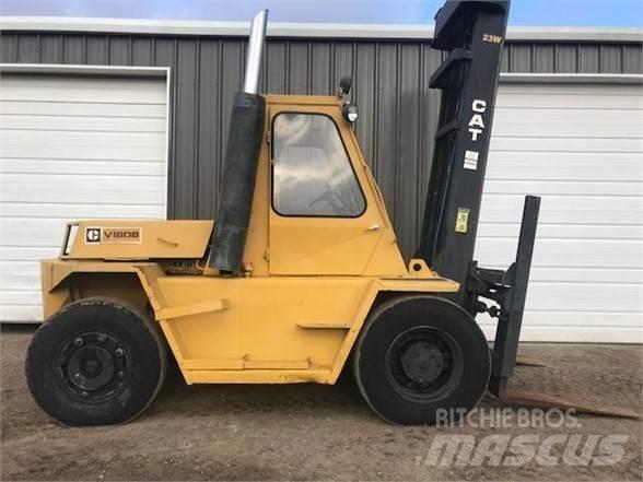 CAT V180B Dyzeliniai krautuvai