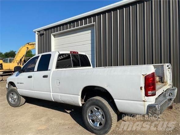 Dodge RAM 3500 Pikapai / Bortiniai sunkvežimiai
