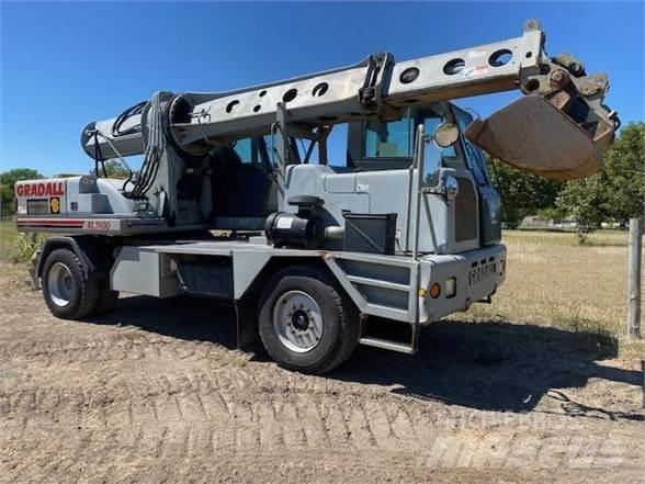 Gradall XL3100 Ratiniai ekskavatoriai