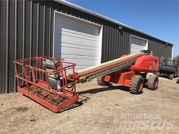 JLG 600S Teleskopiniai keltuvai