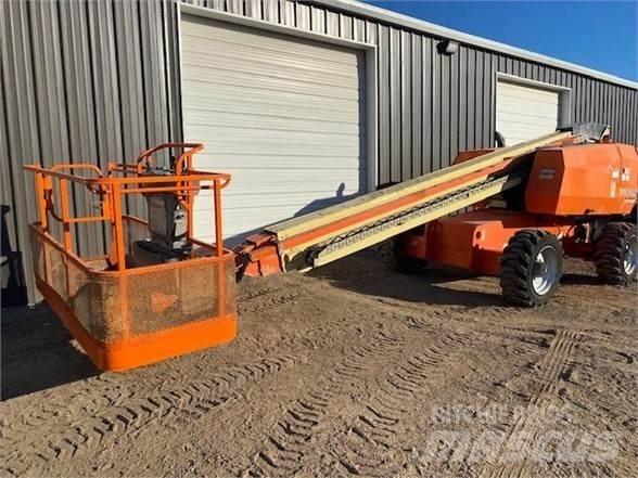 JLG 600S Teleskopiniai keltuvai