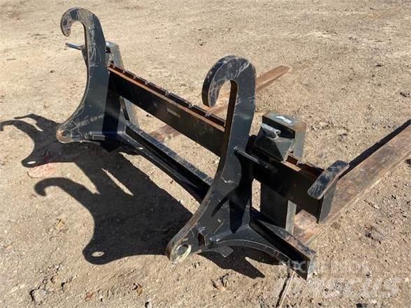 John Deere  Šakės