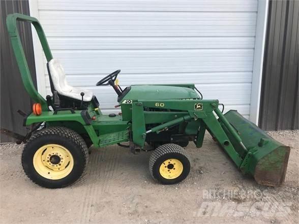 John Deere 655 Traktoriai