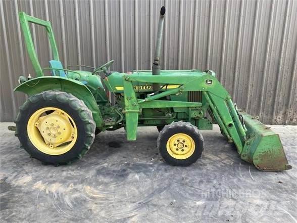 John Deere 850 Traktoriai