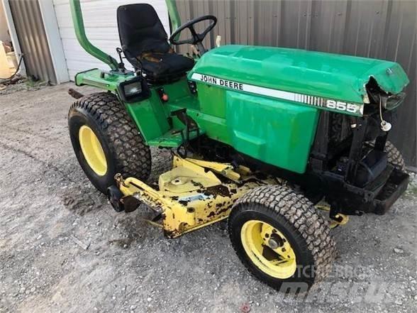John Deere 855 Traktoriai