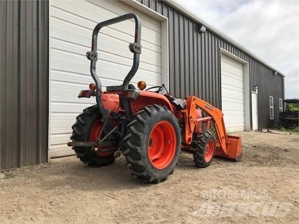 Kubota L3200 Traktoriai