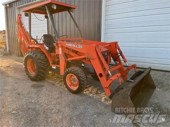 Kubota L35 Ekskavatoriniai krautuvai