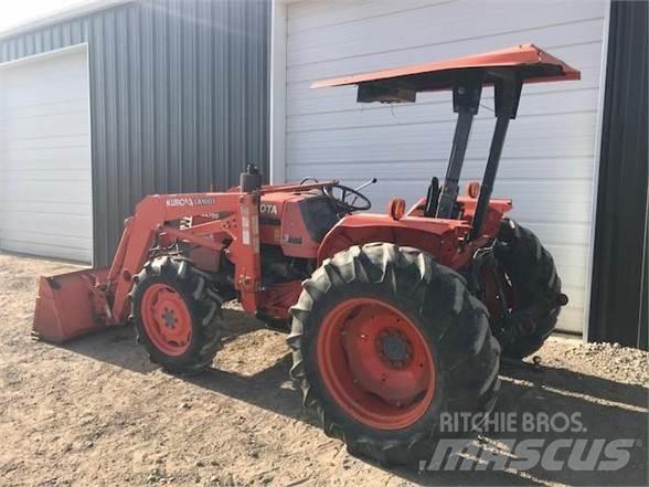 Kubota M4700 Traktoriai