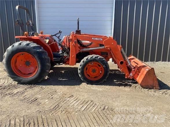 Kubota M4700 Traktoriai