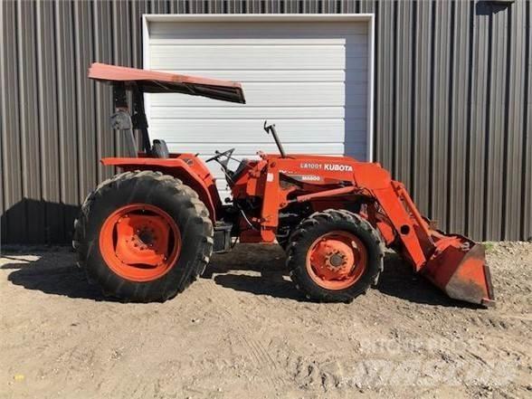 Kubota M6800 Traktoriai
