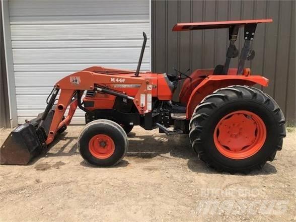 Kubota M9000 Traktoriai